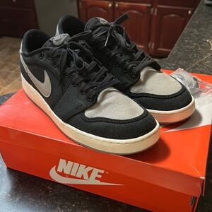 Jordan 1 Low KO